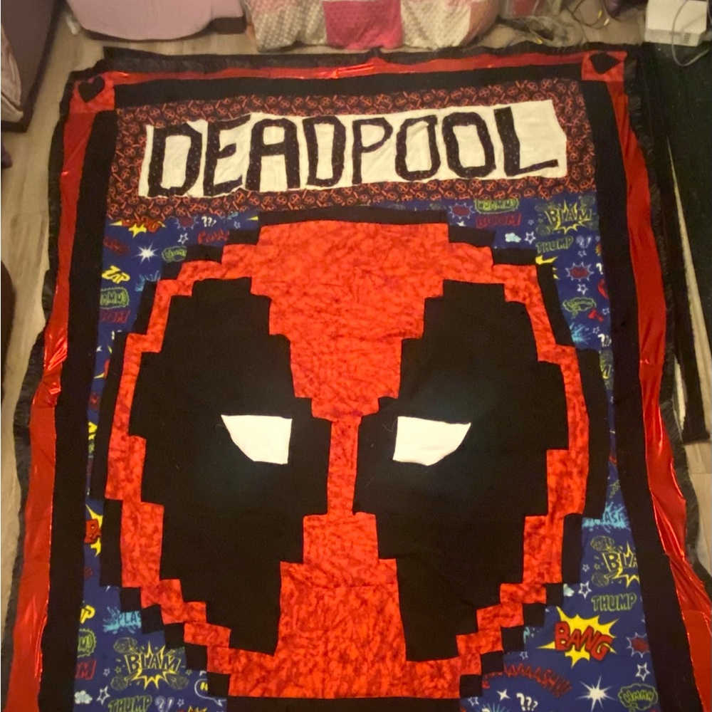 Deadpool Handmade Pixel Quilt - Queen Size w/ 2 pillowcases